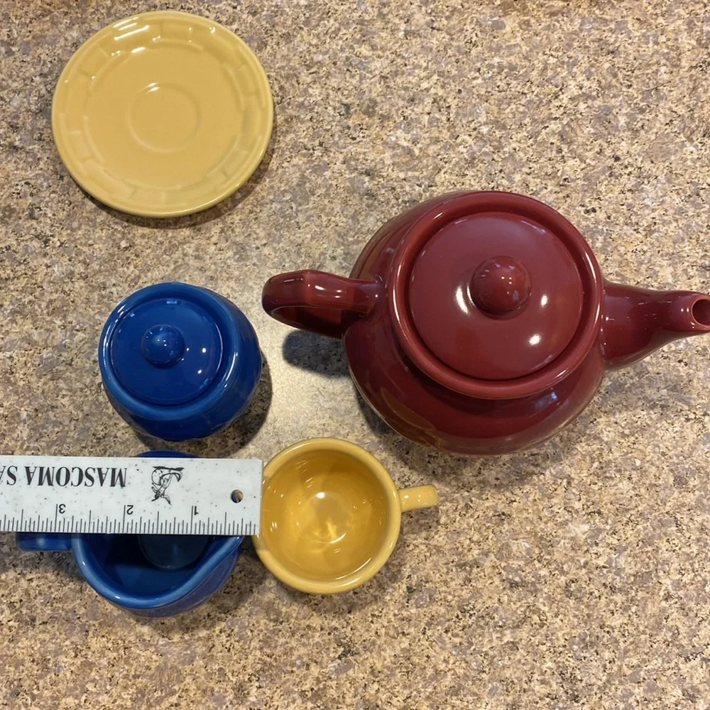 Longaberger Woven Traditions Childs Tea Party Set Item 31627 Pottery